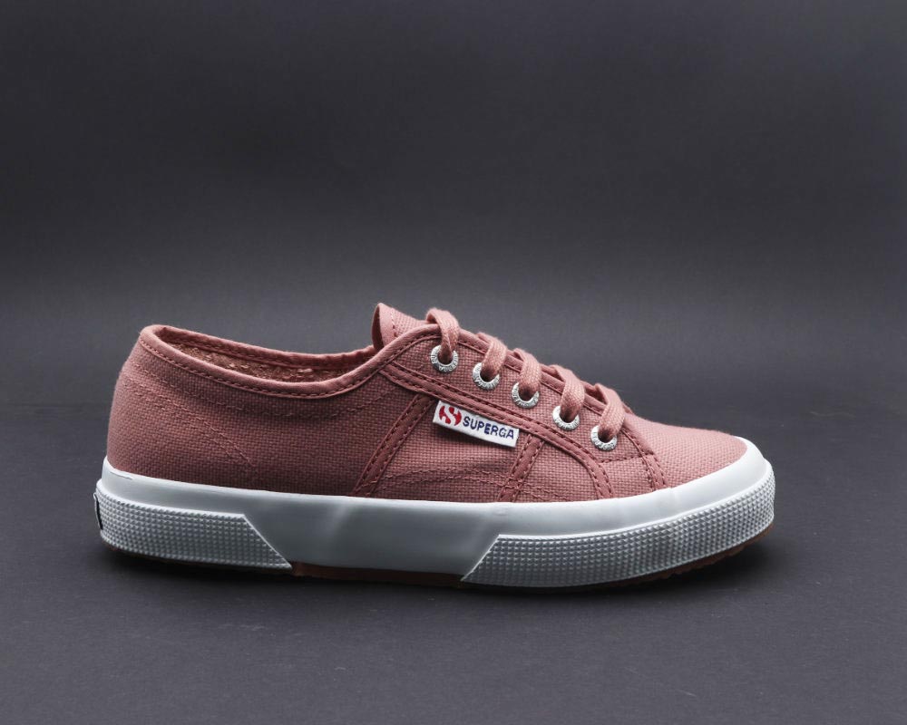 superga canvas