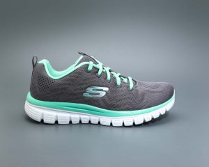 skechers south common